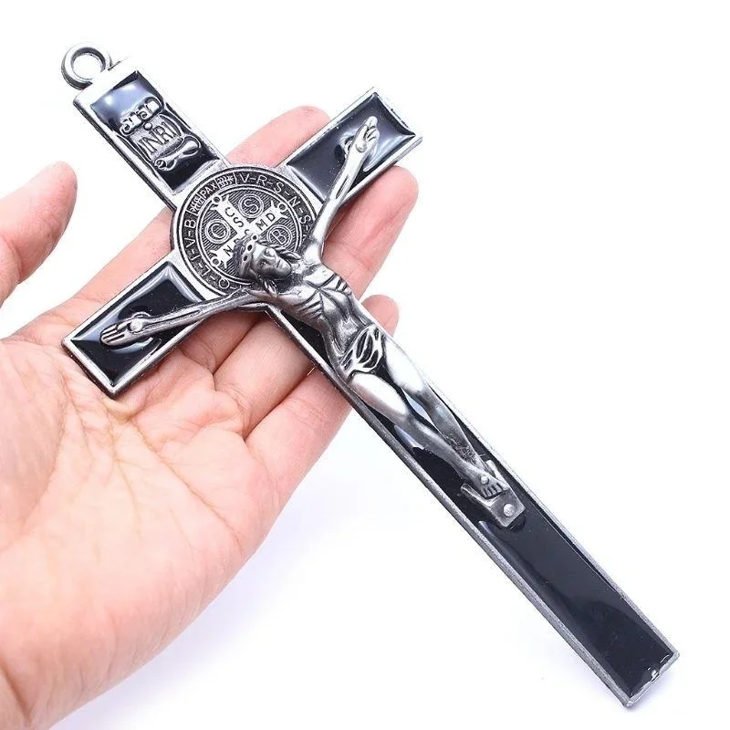 Jesus Cross Retro Relief Forging Process Home Decoration Case Pendant Metal Ornaments Pendant 3D Craft Decor Jesus Christ