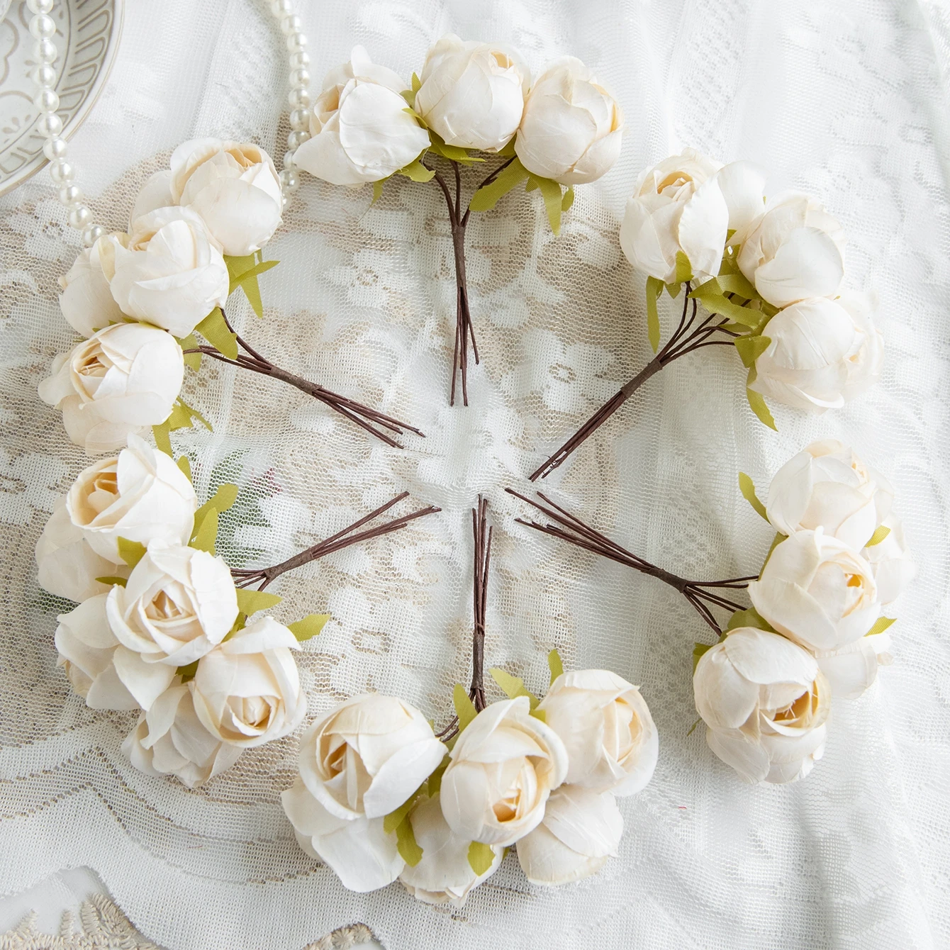 Fleurs artificielles en soie, mini bouquet de haute qualité, couronne de mariage pour extérieur, jardin, décoration de table de maison, scrapbooking, cadeau de bricolage pour mariée