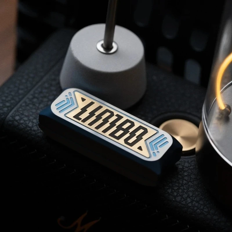 

Lingbao LimboEDC механическая карта из титанового сплава с изображением кошки на кончиках пальцев, декомпрессионная настольная игрушка в подарок