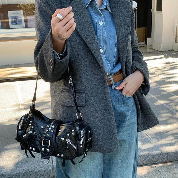 Fashion crocodile Shoulder Bag for Women Spice Girls Moto-styled Handbag Street Hip Hop rivet Female Armpit bag Designer Handbag