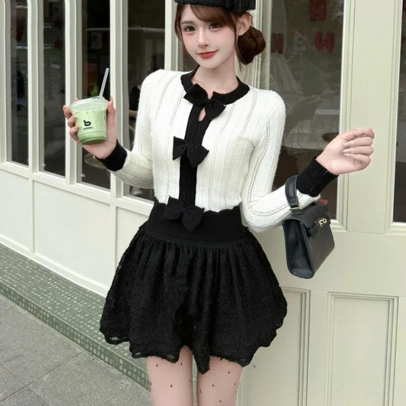 

Японский комплект в стиле сладкой лолиты из 2 предметов: элегантный вязаный свитер с бантом и мини-юбка с высокой талией в корейском стиле Y2K