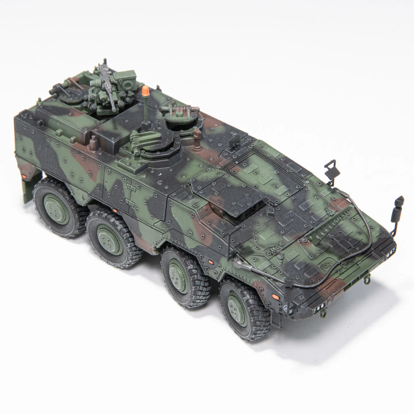 PN12248 1:72 German Boxer Infantry Fighting Vehicle Command Vehicle (with random body number) Static Finished Product Model