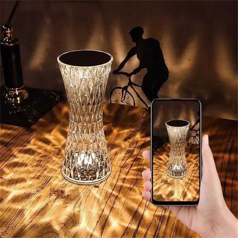 Imagem -02 - Candeeiro de Mesa Cristal Led Projetor de Cintura Pequeno Toque Diamante Romântico Luz Atmosférica Usb Luz Noturna para Quarto Cores 16 Cores