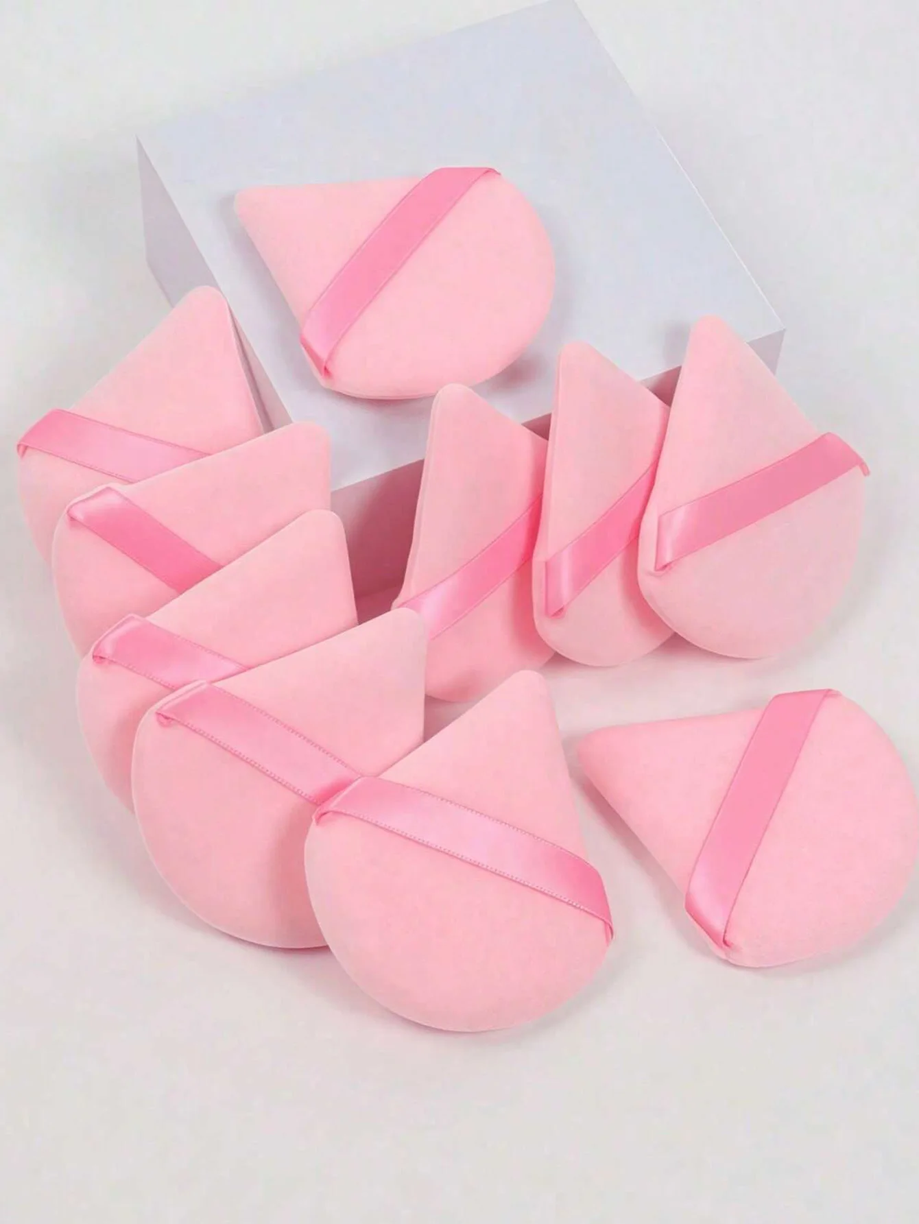 20 قطعة من خليطات المكياج المثلثة المخملية الوردية - قابلة لإعادة الاستخدام لهدايا الأساس/السفر/عيد الميلاد