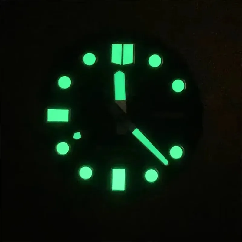 C3 قرص ساعة مضيء أخضر 28.5 مللي متر تقويم واحد قرص ذهبي أسود لحركة NH35 4R36 SKX007 وجوه ساعة معدلة