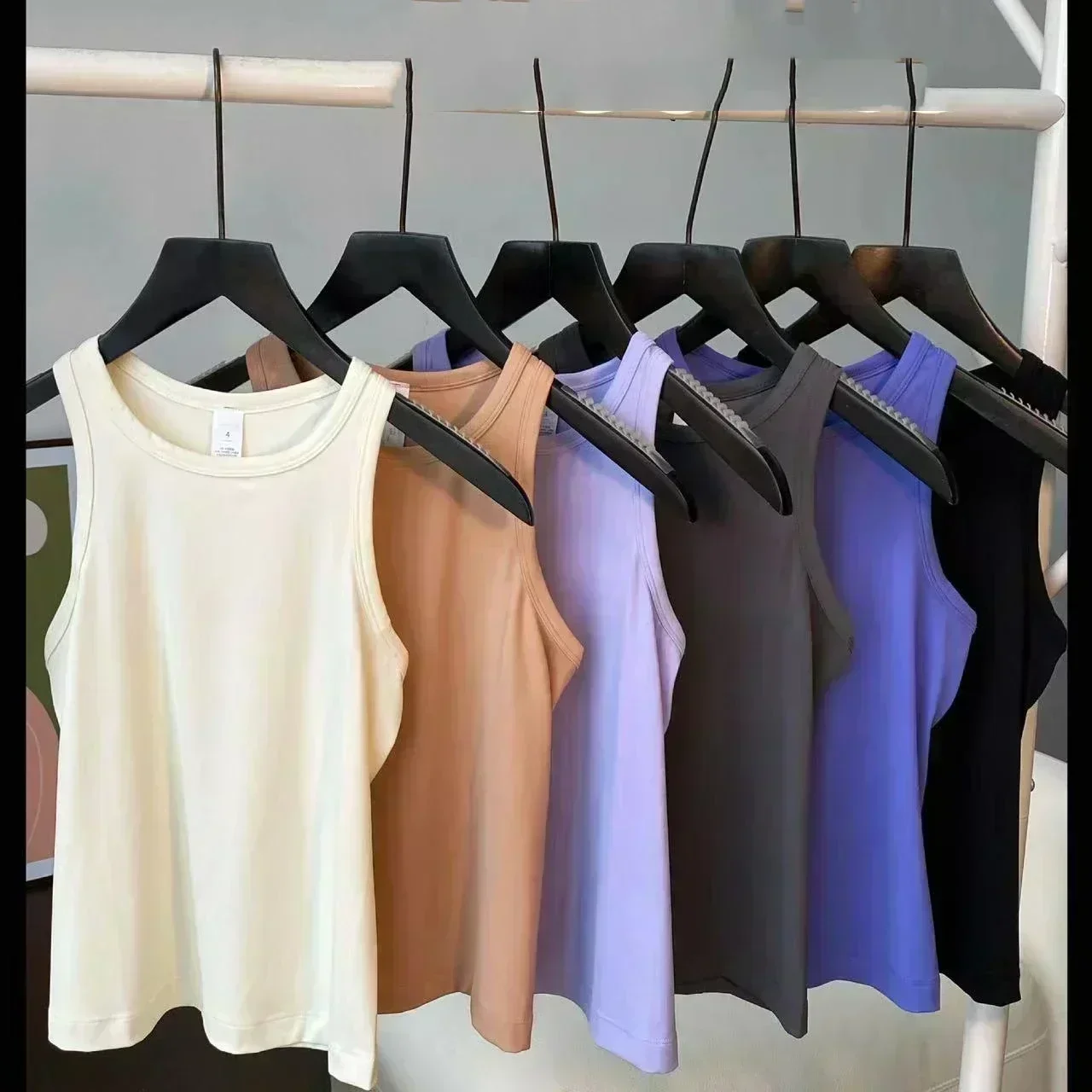 Рисунок 6 - Лимон, Женская майка-топ длиной до талии