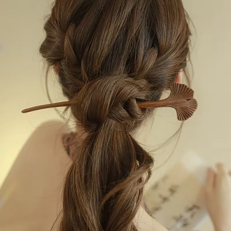 

Ancient-style wooden hairpin collection - Simple yet elegant golden sandalwood hairpins, suitable for daily use