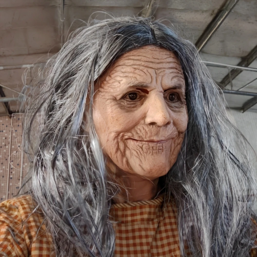 Maschera in lattice realistica per vecchia donna con bocca mobile Maschera per nonno in gomma morbida con capelli bianchi per accessorio per costume di Halloween
