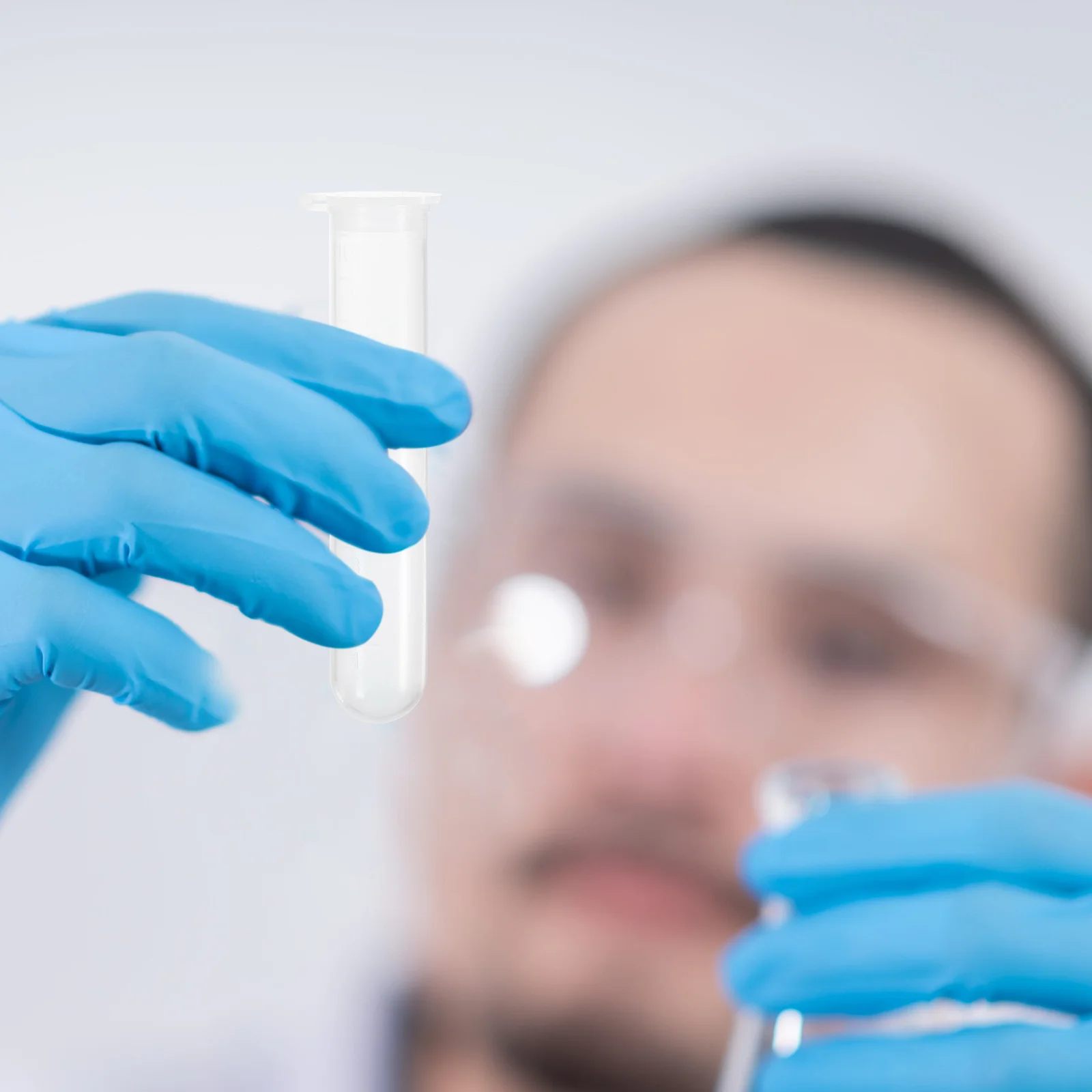 

50Pcs Tiny Bottles with Sealing Lids for Liquid Sampling Vials and Small Items 10ml Plastic Tubes with Lids Small Vials