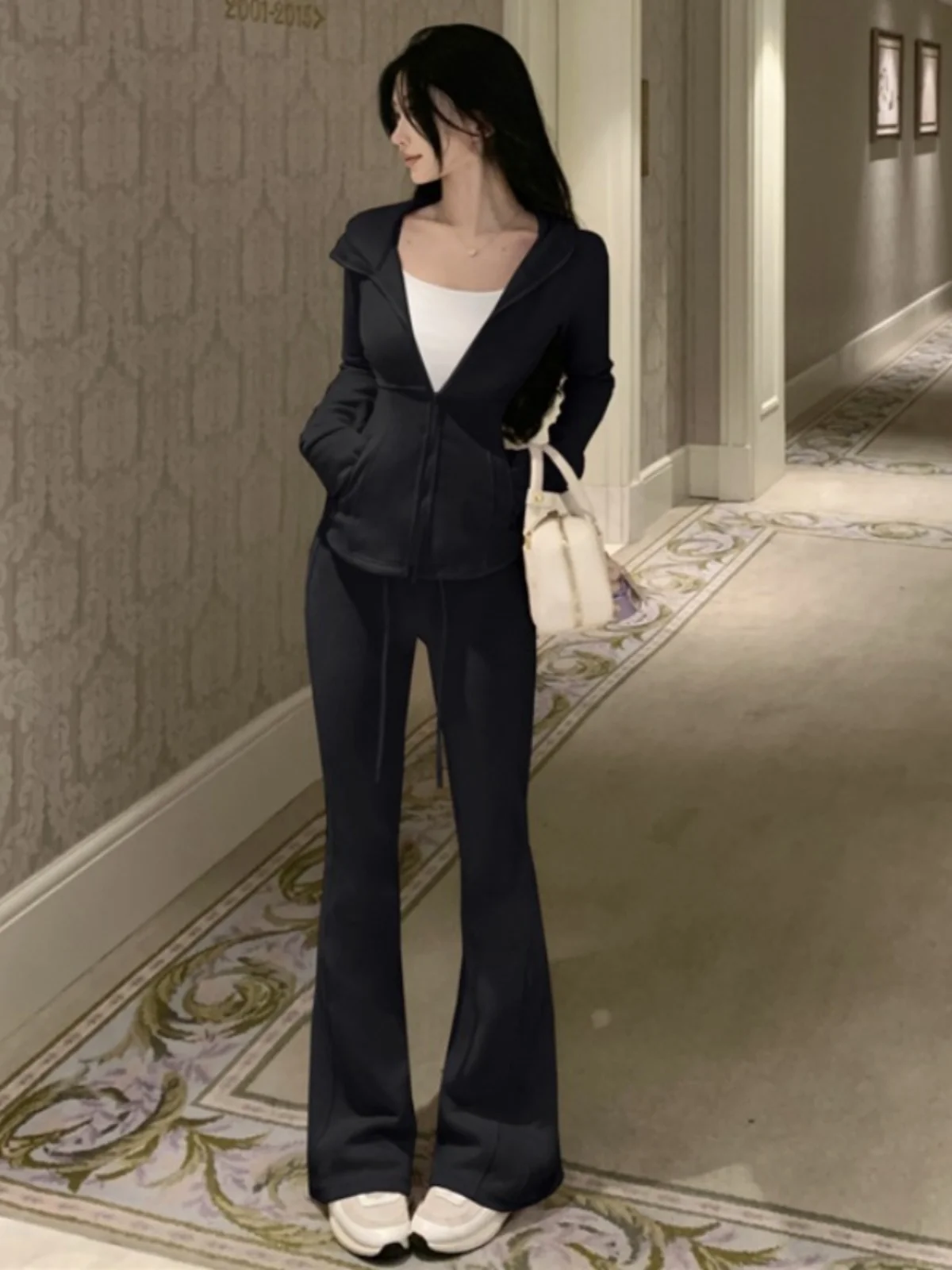 Ele Lady Sle ジッパー パーカー Jaet とフレア パンツ カジュアル スポーツ 2 点セット by Gege Home Faion 若い女性用