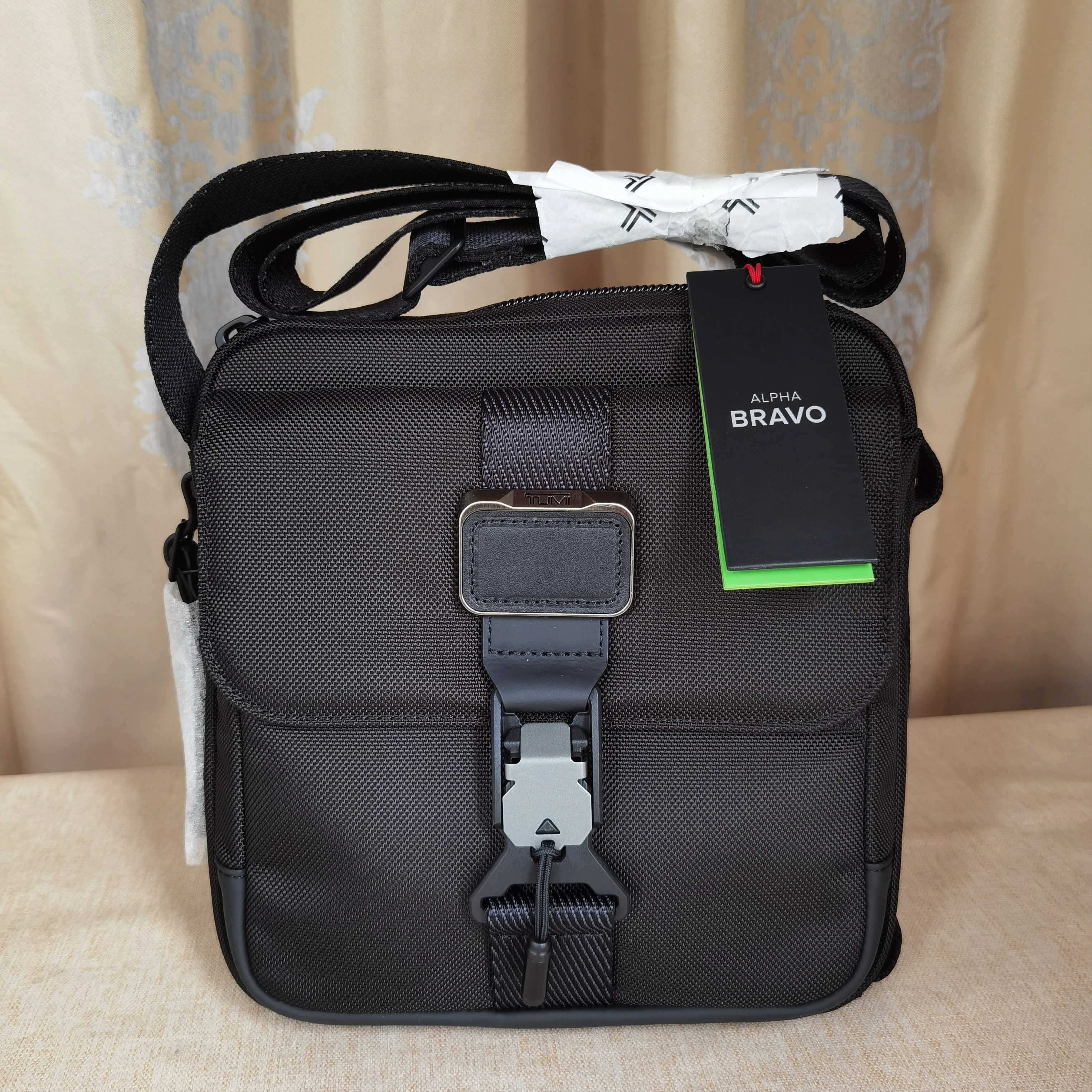 

Ballistic Nylon BRAVO Single Shoulder Bag Crossbody Bag Free Shipping Difference Bag Chest Bag Waist Bag