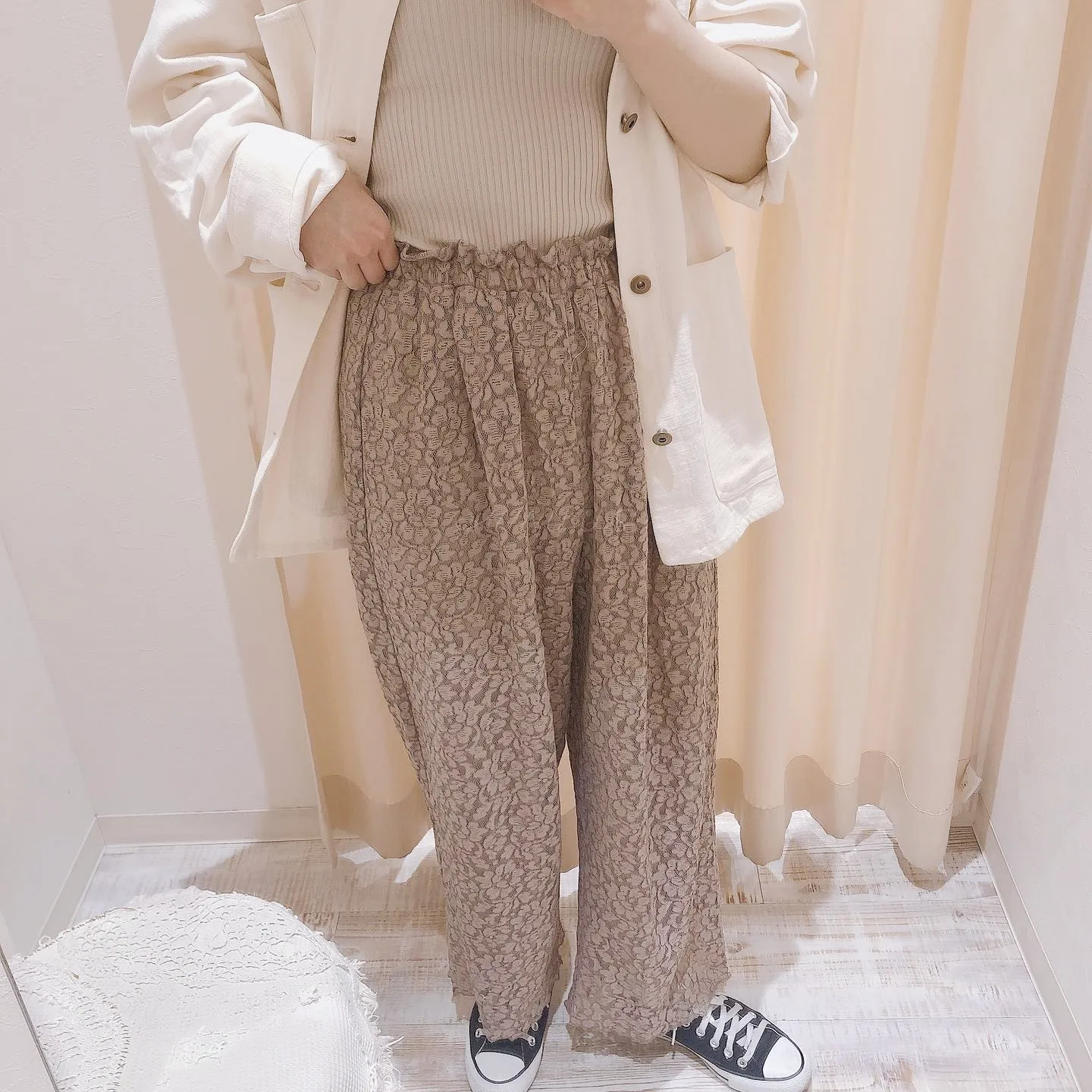 

Классические повседневные брюки с цветочным кружевом ANNUUS C Sweet Sle l, широкие брюки с завышенной талией, с декоративными карманами, из смесового нейлона и хлопка