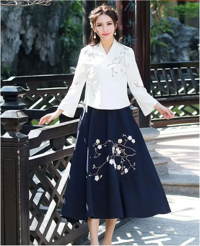 

Women's Chinese Style Improved Hanfu Spring Dress Vintage Suit Embroider