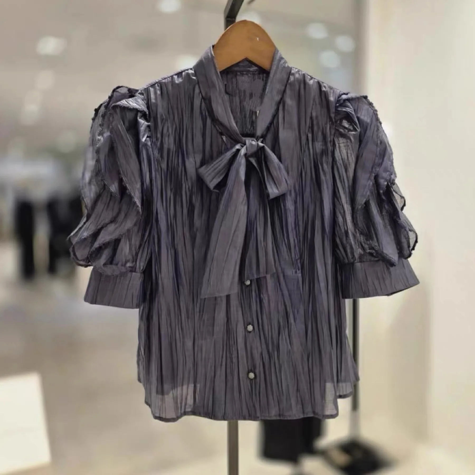 

Lemon Cheese MIC26 Spring Elegant Shoelace Commuter Versatile Slim Bubble Sleeve Design Short Sleeve Shirt Women's Fashion