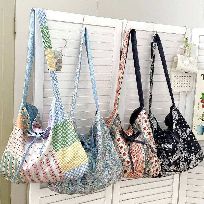 

Ретро-сумка через плечо с цветочным принтом, двусторонняя, женская, нишевый дизайн, в стиле Lazy Style, тканевая сумка, весна-лето, для путешествий, большая вместимость, сумка-багет