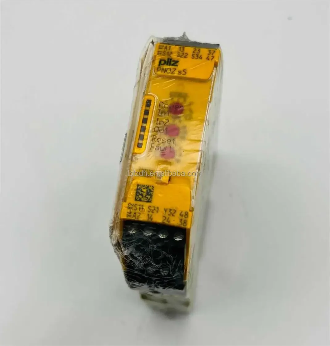 Pilzs Safety Relay 750177 PNOZ s7.2 24VDC 4 n/o 1 n/c expand safety relay comitronic