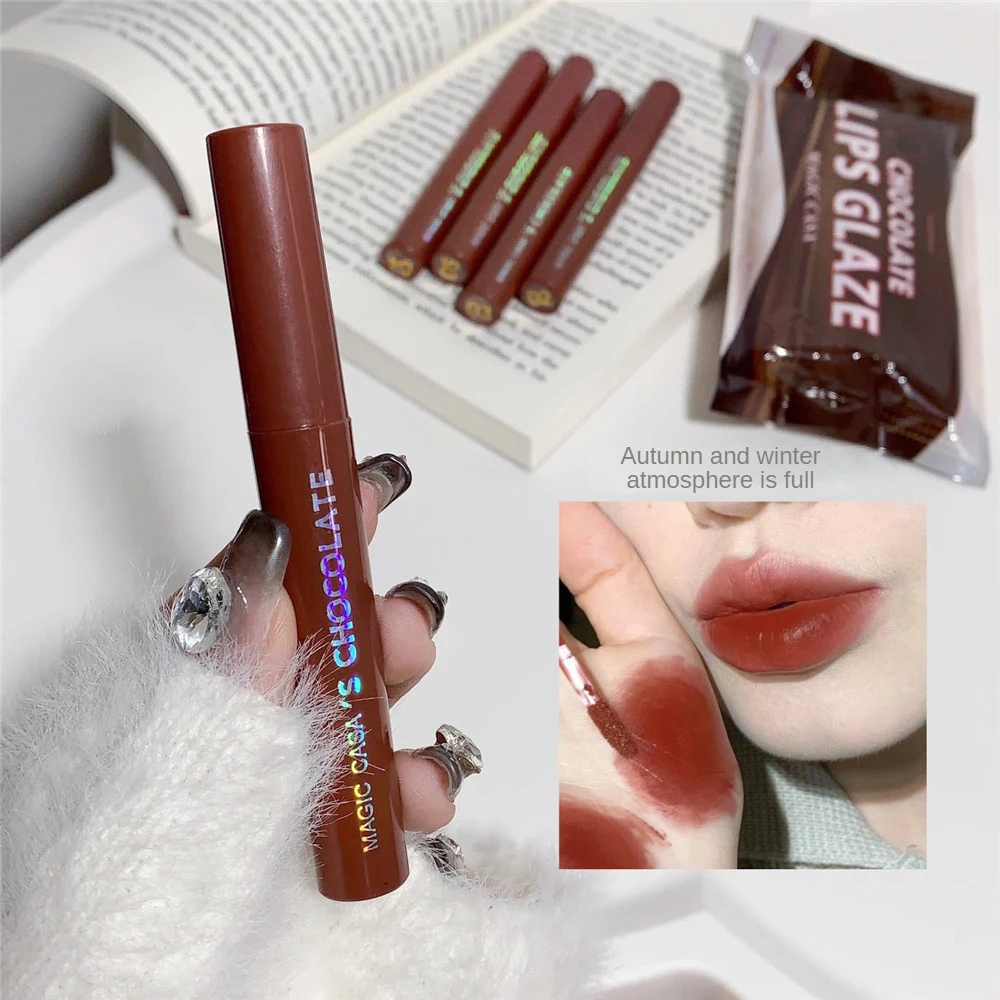 Brillo de labios de Chocolate, no se decolora, fácil de llevar, maquillaje Facial, brillo de labios, un toque de suavidad, Color rico