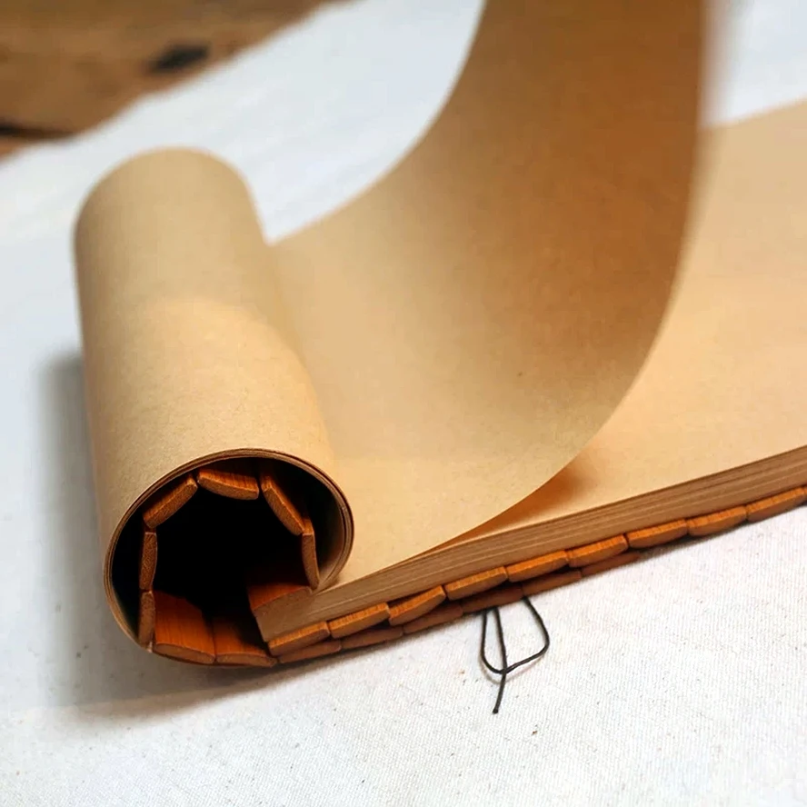 Vintage Bamboo Cover Sketchbook – Blank Rice Paper & Kraft Pages for Calligraphy, Art Painting School Supplies & Gifts