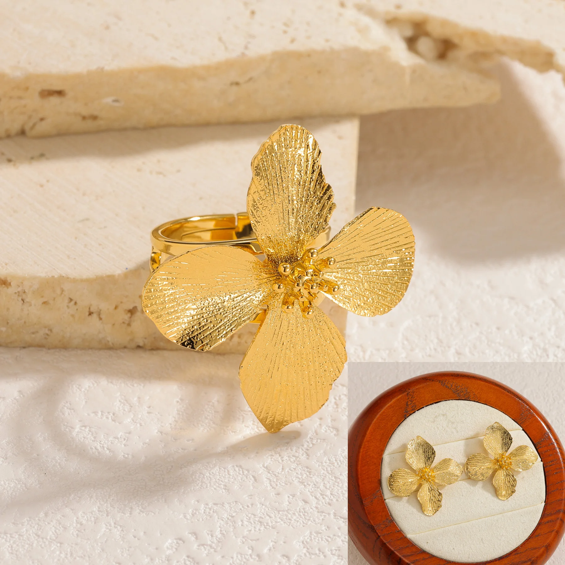 Kissmoon Stainless Steel Gold Color Exquisite Design Flower Earing Ring for Women Girl Party Weeding Brithday Jewelry Set Gifts
