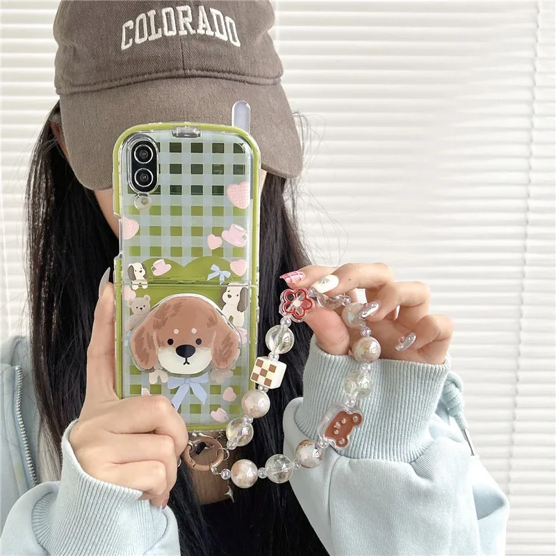 Bonita funda de teléfono verde a cuadros con perro para Samsung Galaxy Z Flip 6 5 4 3, funda trasera protectora para ZFlip4 ZFlip5 ZFlip6