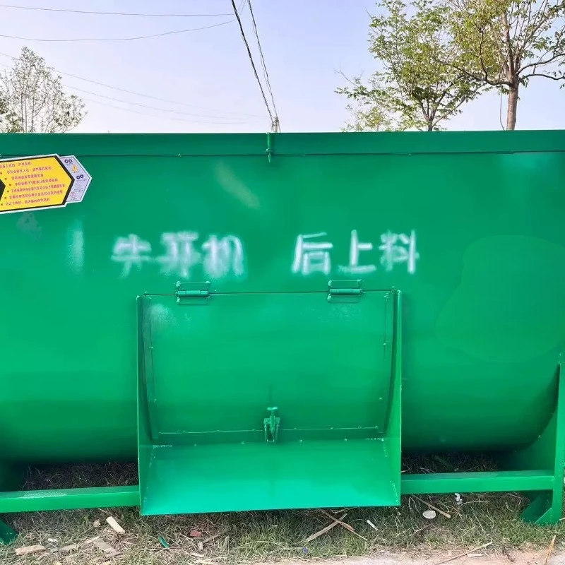 Livestock Feed Mixer Horizontal Wet Dry Grass Grain Mixing Machine for Farm