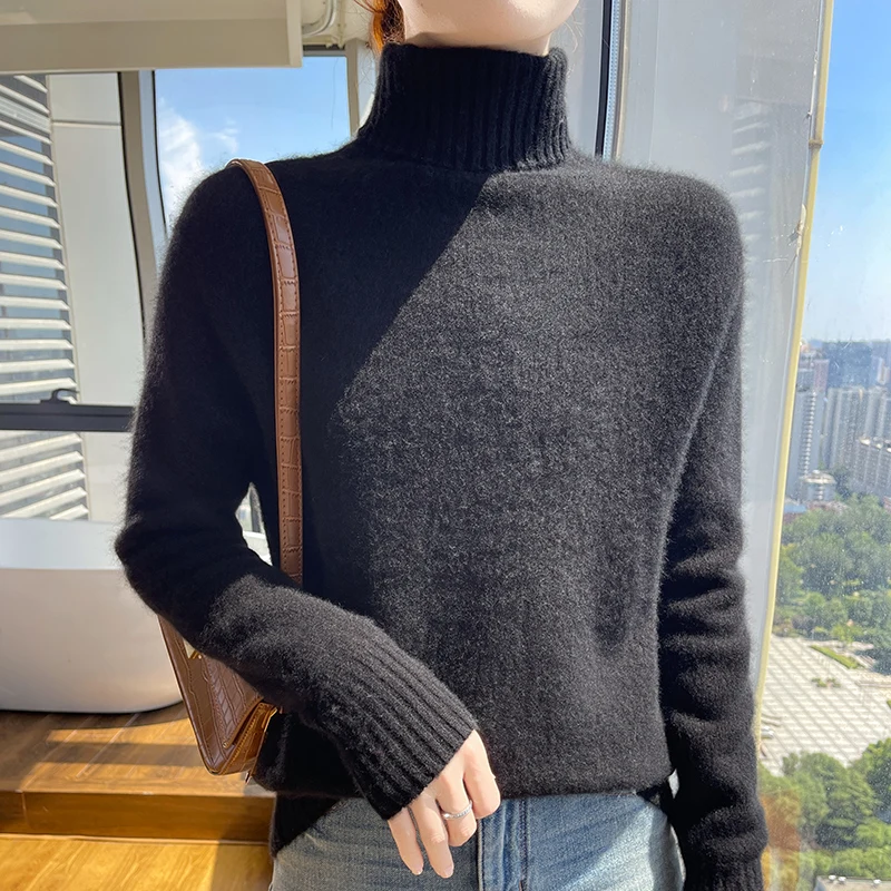 Autumn and winter new women\'s high lapels 100% pure wool long sleeve thick sweater loose classic knitted cashmere sweater.