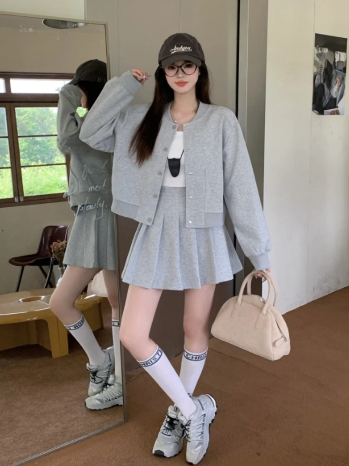 

plus Size College Style Fashionable Two-Piece Set Slimming Skirt for Younger Looking Autumn Wear for Women 18-25 Years Old