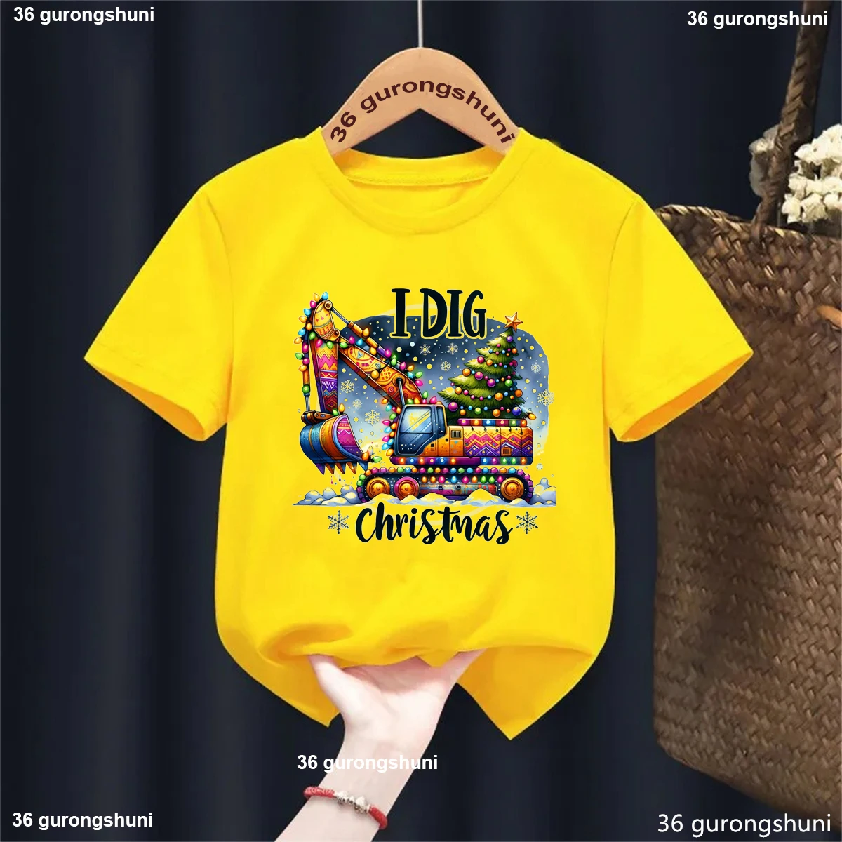 

Funny Christmas Tree Digging Machine Kids Clothes Xmas Gift Tshirt White/Pink/Blue/Yellow T-Shirt Harajuku Shirt Streetwear