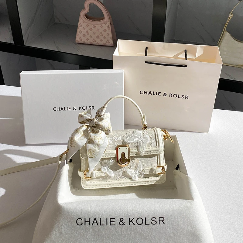 

Fairy Lace Box Bag with High-End Butterfly Embroidery Small Square Bag