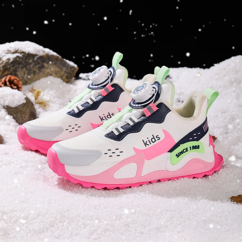 

New boys' sports shoes, breathable leather, children's soft-soled dad shoes, trendy outdoor warm casual cotton shoes