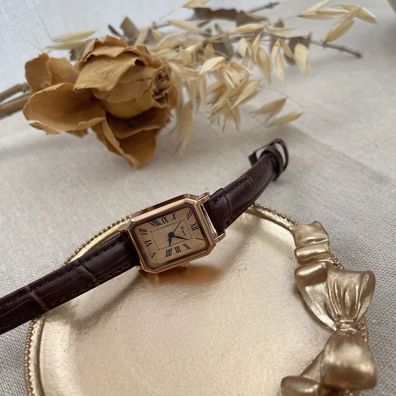 الرجعية الاتجاه عارضة مستطيل كتم مؤشر كوارتز ساعة روما أزياء بسيطة مزاجه التناظرية بو الجلود ساعة معصم فتاة الفتيات