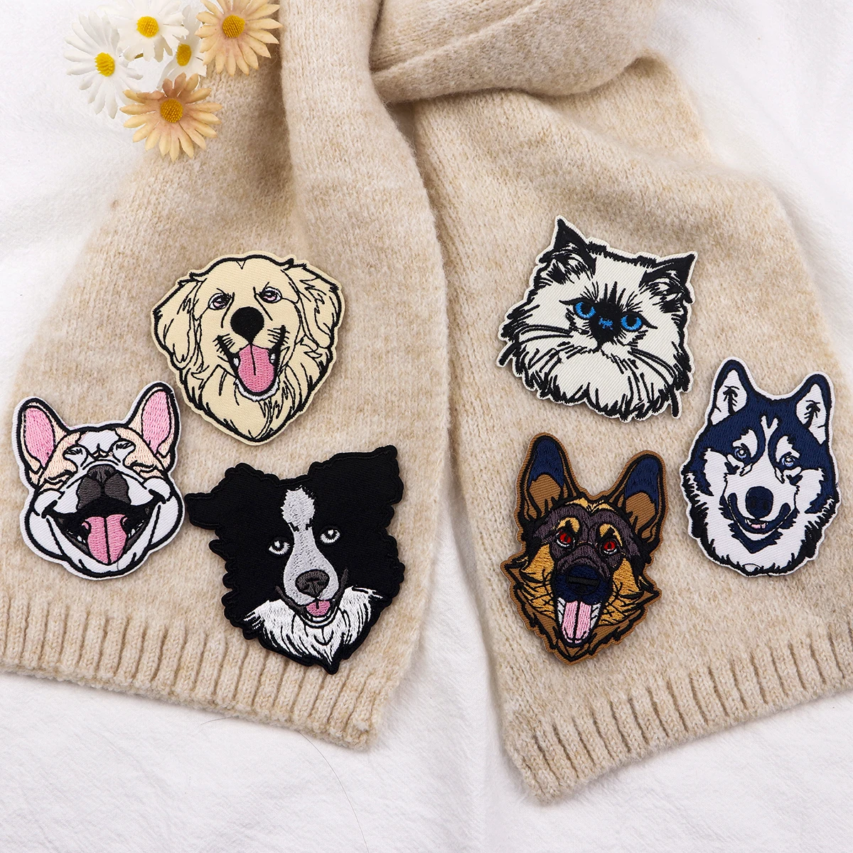 Patchs brodés d'animaux de dessin animé, écussons de chiens mignons sur les vêtements, les amoureux des animaux de compagnie, les insignes de couture, le fer sur le patch, le bricolage, les accessoires vestisens