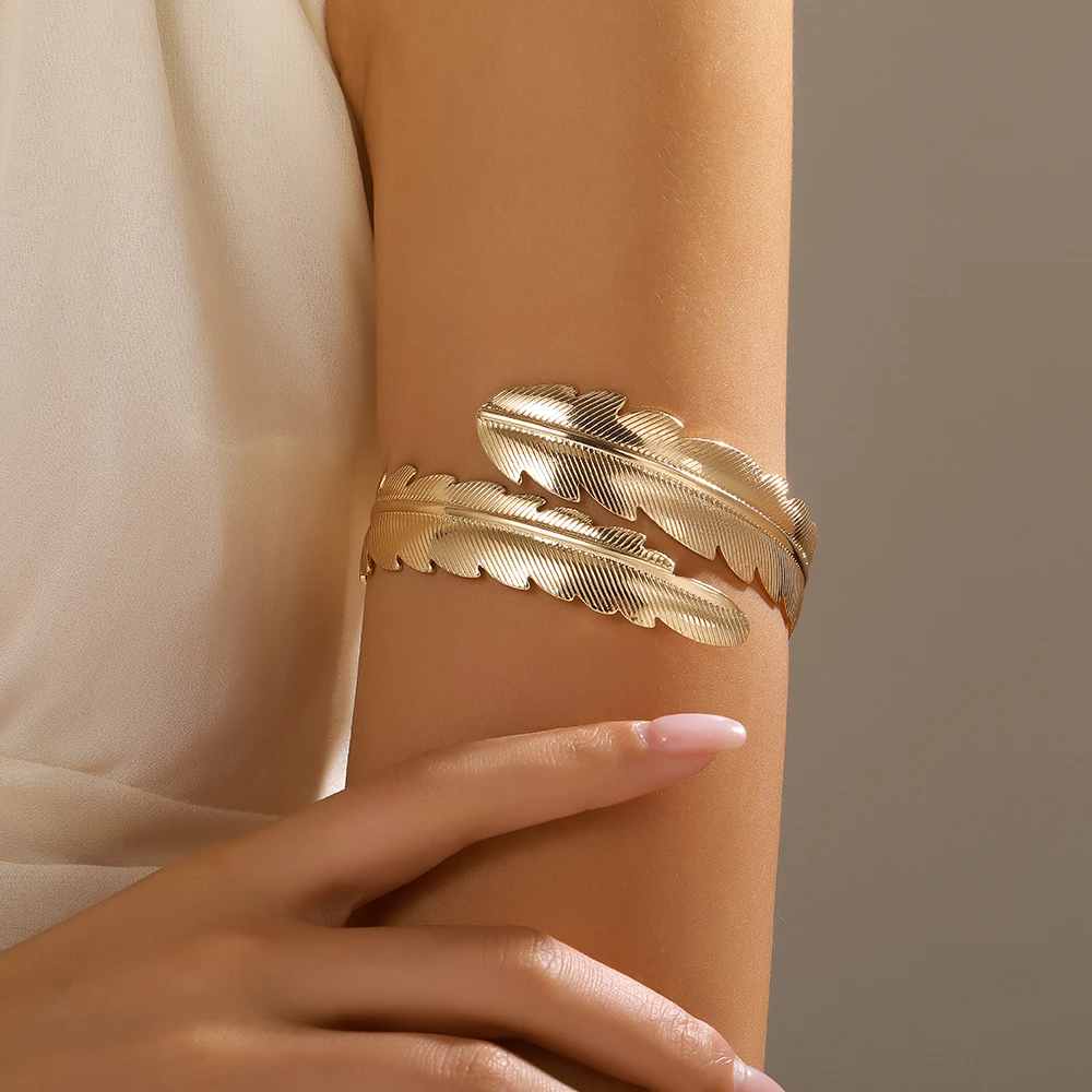 

Punk Metal Tassel Upper Arm Chain Adjustable Multi Style Wide Open Bangle Retro Fashion Leaves Spiral Bracelet for Women Jewelry