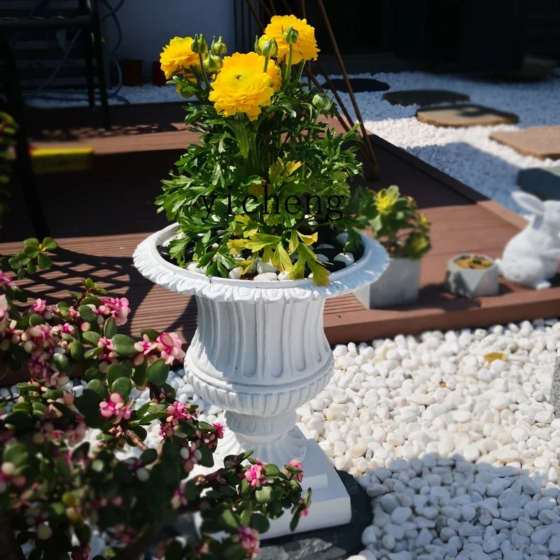 B1 retro flower pot white, European outdoor garden layout landscaping small fiberglass ornament fairy garden