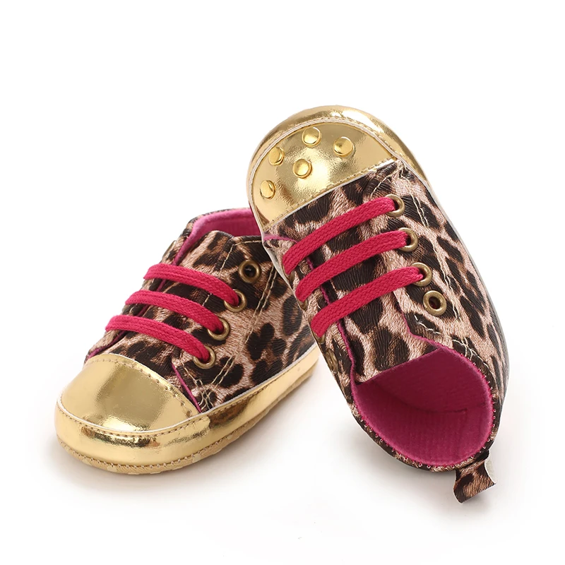 

Модная детская обувь с леопардовым принтом для детей от 0 до 18 месяцев, повседневная спортивная обувь из искусственной кожи с принтом и шнуровкой, детская обувь, прогулочная обувь