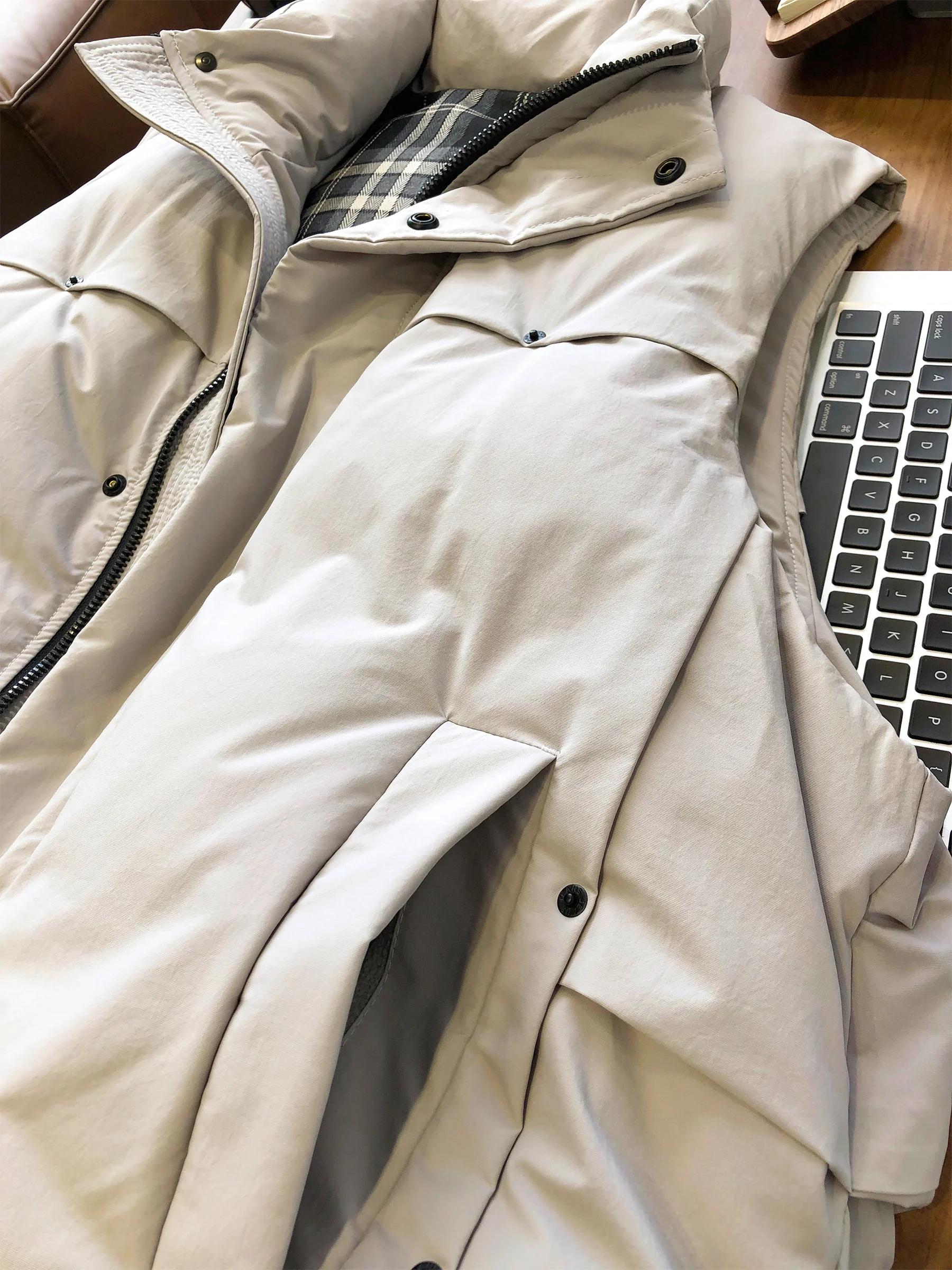 

Paris Valley Thiened 90 Du down Vest Men's Outerwear Winter Warmth Vest High Fill Power Loose Fit Youthful Sle Pure Color