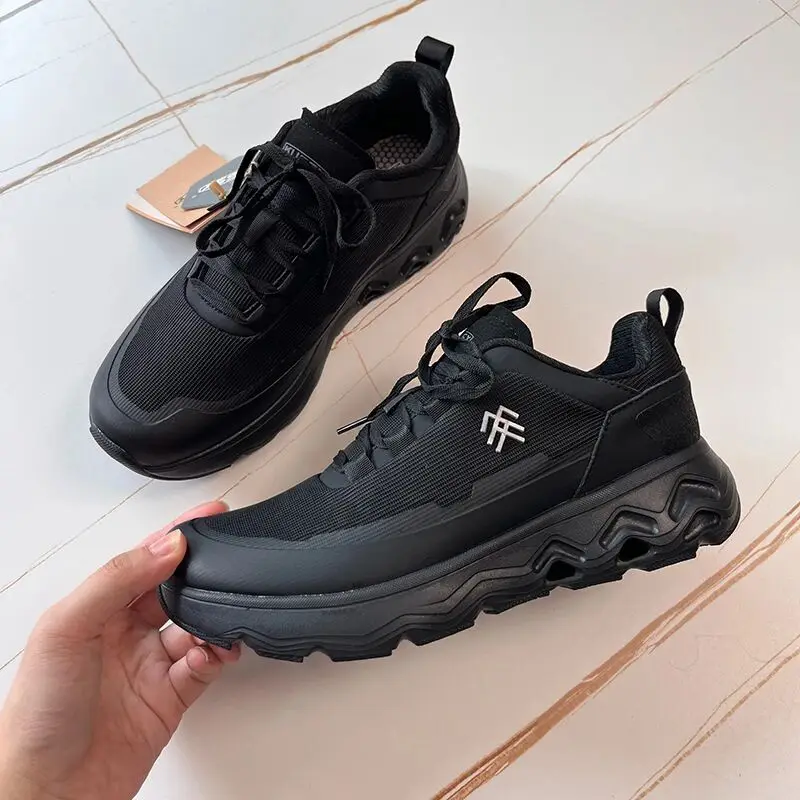 

Hot Sale 2025 New Arrival Outdoor Anti-Slip Wear-Resistant High-Quality Walking Shoes Multi-Functional Walking Shoes Casual