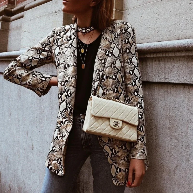 Snake Print Blazer Female Buttonless Suit 2022 Office Lady Retro Casual Long-sleeved Jacket Fashion Commuter Temperament Blazer