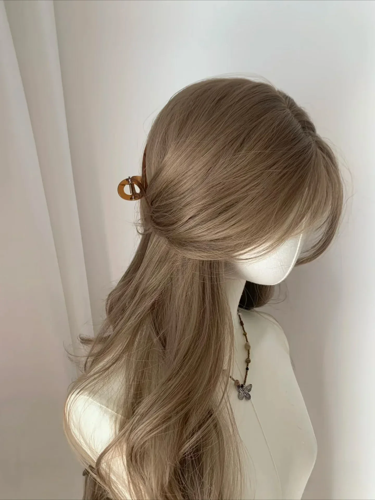 Parrucca marrone chiaro per donna Parrucca sintetica per capelli lunghi ondulati per la vita quotidiana Parrucche per capelli resistenti al calore Lolita Cosplay