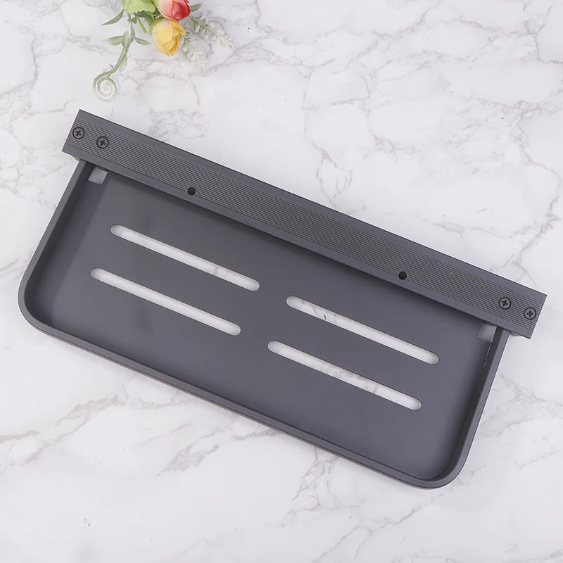 يتم استخدام الأرفف القابلة للطي المصنوعة من الألومنيوم RV للتخزين على الحائط في RVs والمعسكرات وتوفير المساحة في RVs