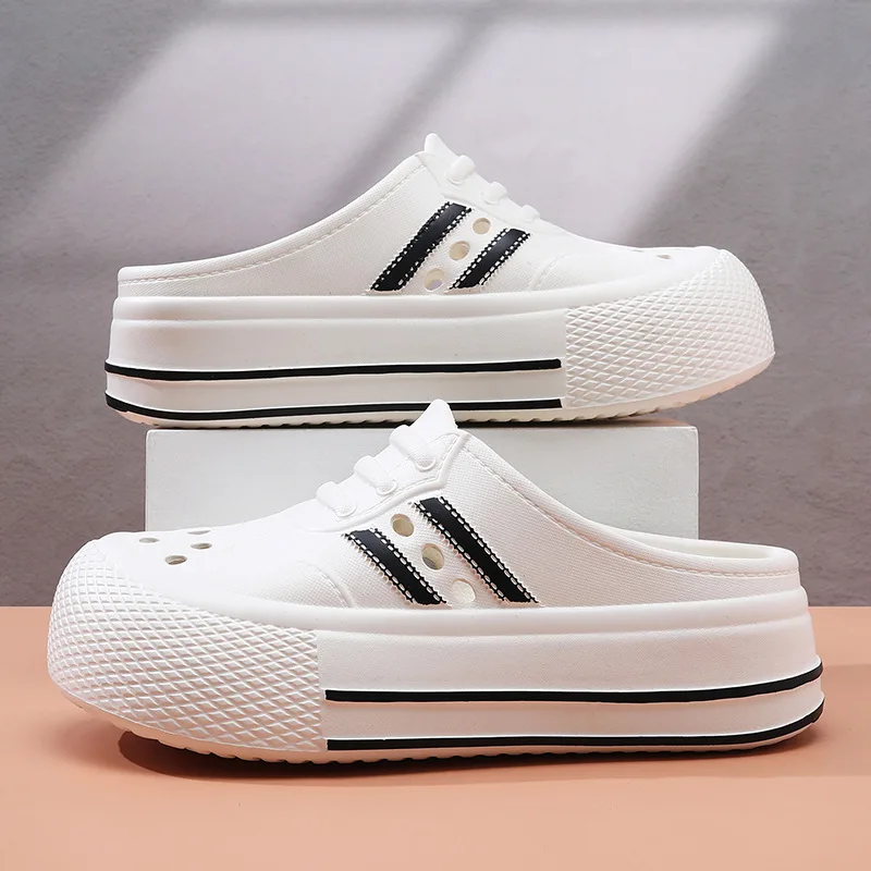 2026 New Women Slippers Flat Closed-toe Slippers EVA Round Head Clogs Beach Slippers Thick Soles Casual Slides