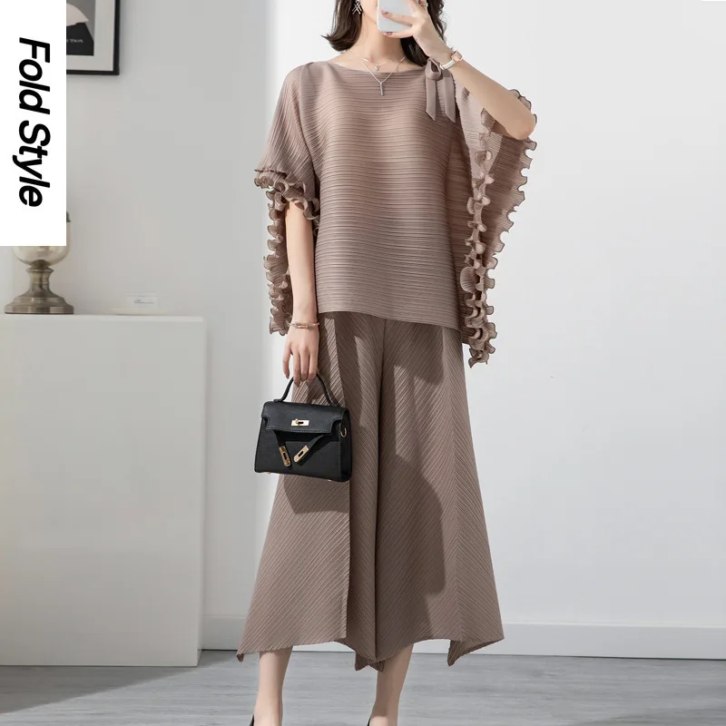 

Pleated Fashion Set 2024 Summer New Short Sleeve Pleated Top Design Feel Loose and Elegant Slim Wide Leg Pants Two Piece Set