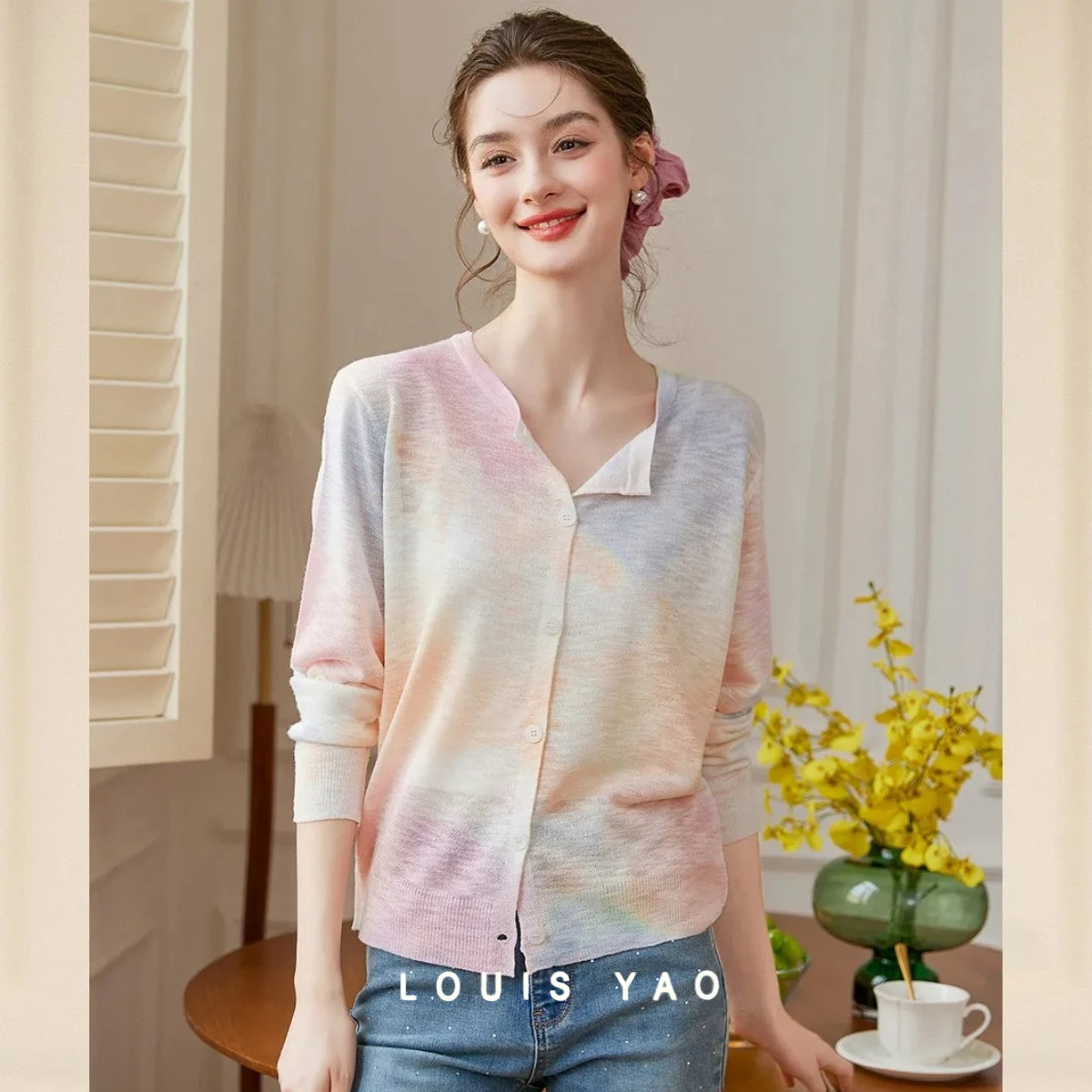 

LOUIS YAO Gentle Knitted Long Sleeve Cardigan 2025 Autumn Sweet Micro Elastic Gradient Color Women's Knitwear Round Neck Tops