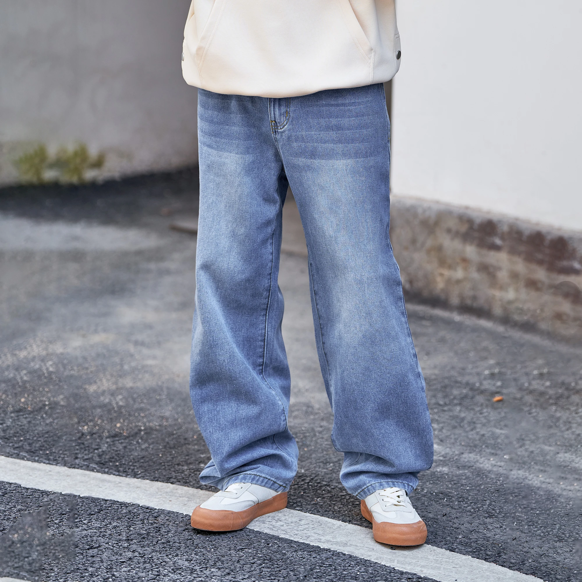 

Men's Retro Blue Straight Fit Loose Jeans Classic High Street Straight Leg Versatile Washed Jeans Men Casual New Fashion Pants