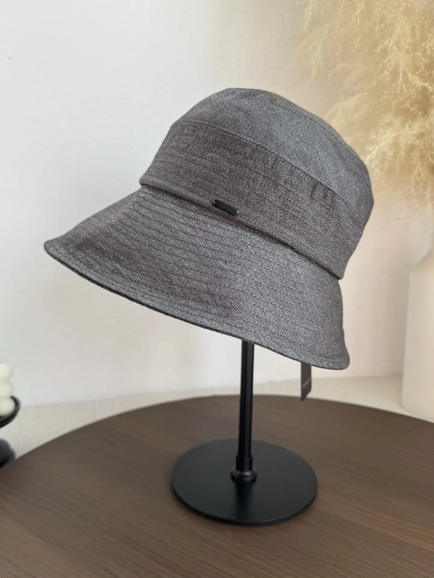 nouveau-chapeau-de-pecheur-en-lyocell-gris-leger-et-respirant-2026-pour-femme-pliable-polyvalent-protection-solaire-effet-amincissant-pour-le-visage