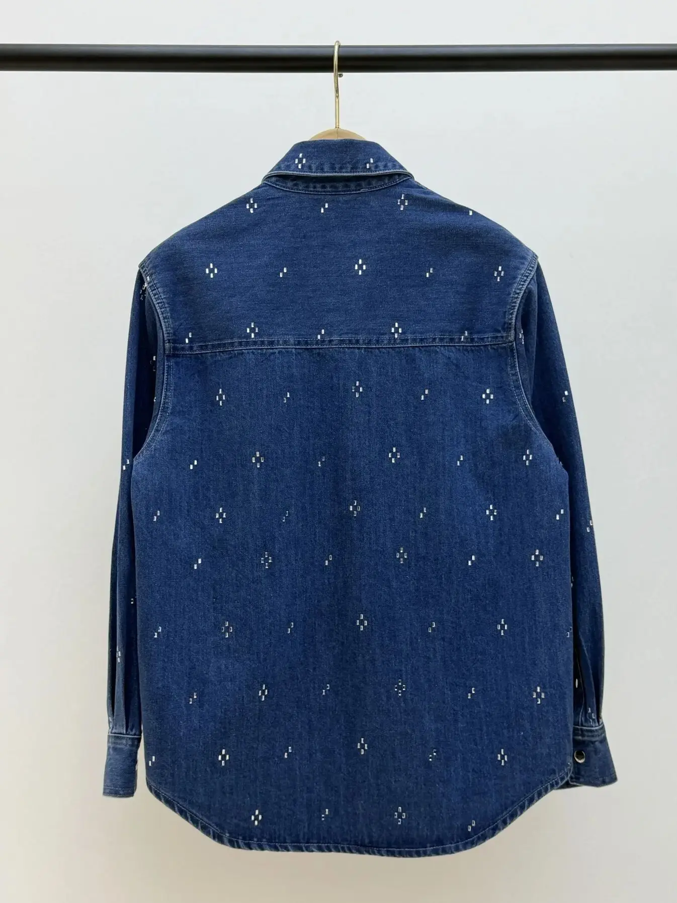 

Весенне-летняя женская джинсовая куртка с отложным воротником, украшенная стразами, с длинными рукавами, на одной пуговице, с принтом, свободного кроя, повседневная, элегантная