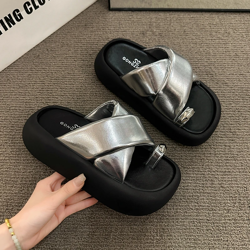 Women\'s Platform Slippers 2024 New Fashion Beach Flip Flops Outdoors Casual Thick Bottom Sandals Summer Woman Flat Shoes