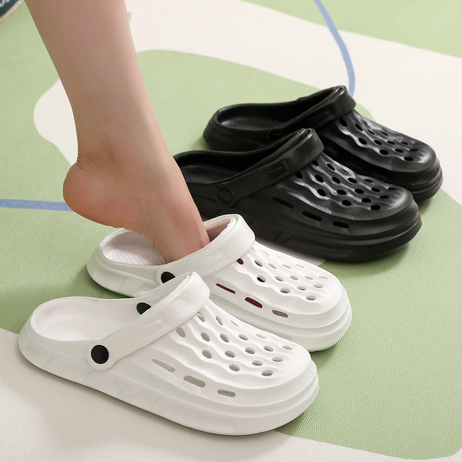 Men Women EVA Clogs Sandals Air Soft Thick Sole Lightweight Breathable Hole Slippers Non Slip Summer Indoor Outdoor Beach Shoes