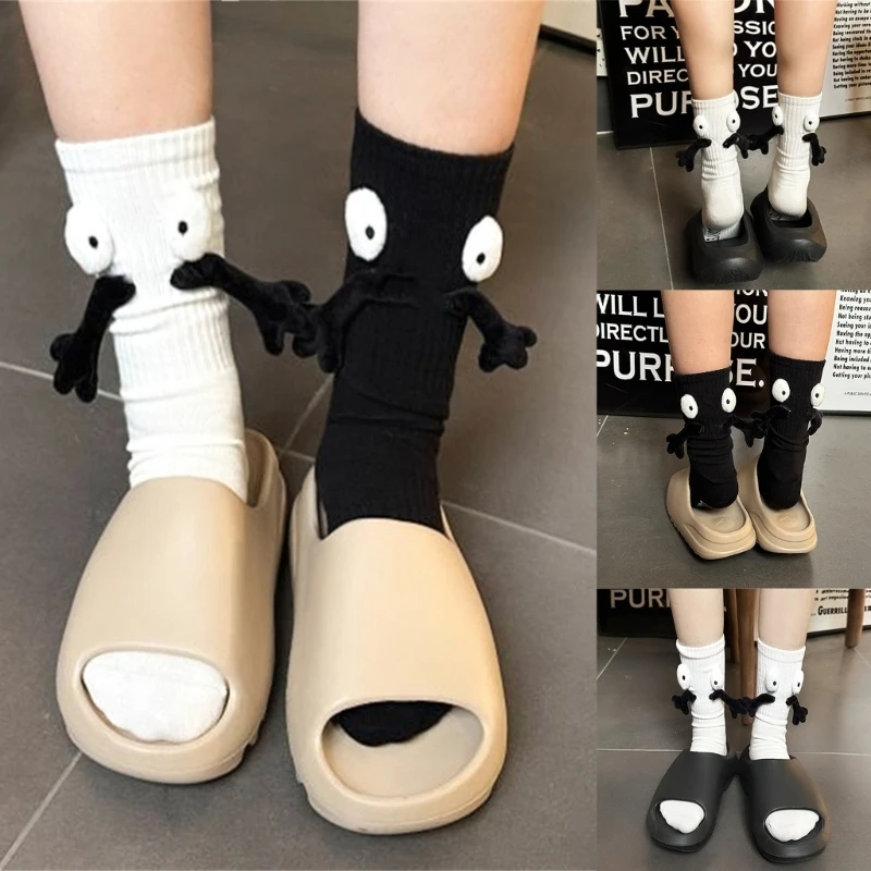 

Magnetic 3D Holding Hand Doll Socks Cute Couple Socks Funny Novelty Ankle Socks Relationship Matching Crew Socks Gift