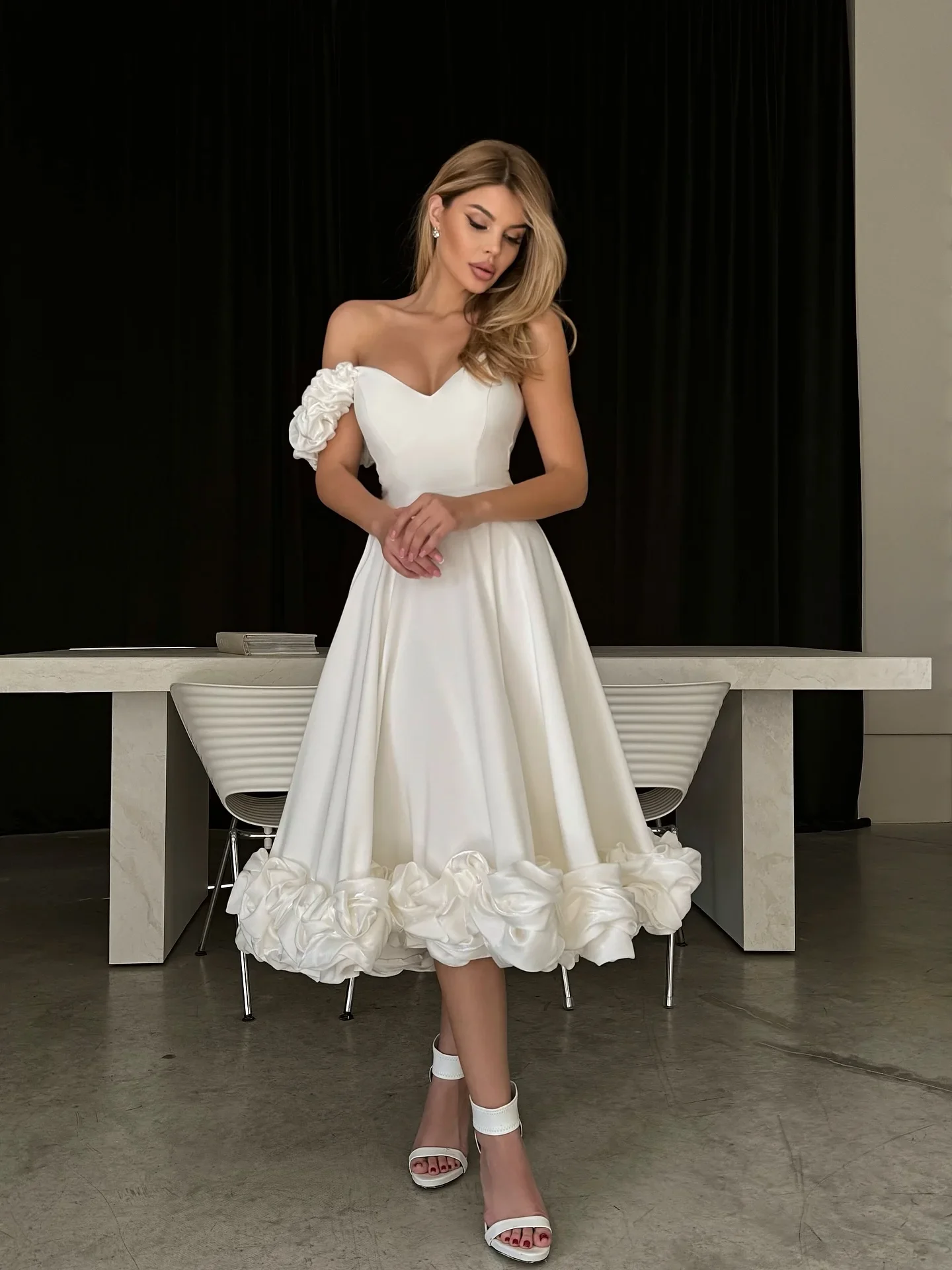 NYZY Customized Women Elegant Midi Wedding Dress Satin Short Evening Gowns Handmade Flowers A-line Prom Party Dress Tea-length